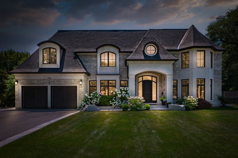 Luxury estate at 714 Atoka Drive, Mississauga, ON — photo 3