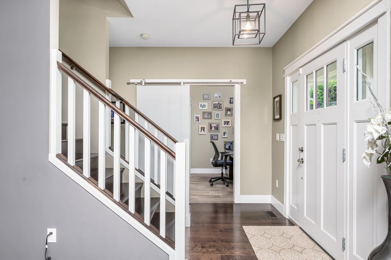 Luxury estate at 3000 22 Street, Vernon, BC — photo 3