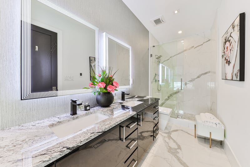 Luxury estate at 7B Iroquois Avenue, Mississauga, ON — photo 6