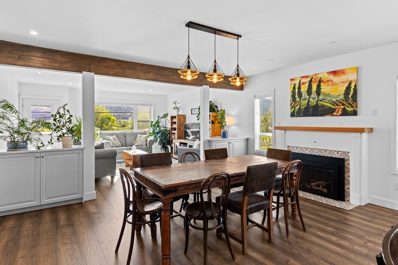 Luxury estate at 7207 Tucelnuit Drive, Oliver, BC — photo 15
