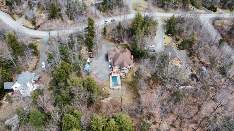 Luxury estate at 162 Rue du Sanctuaire, Saint-Colomban — photo 36