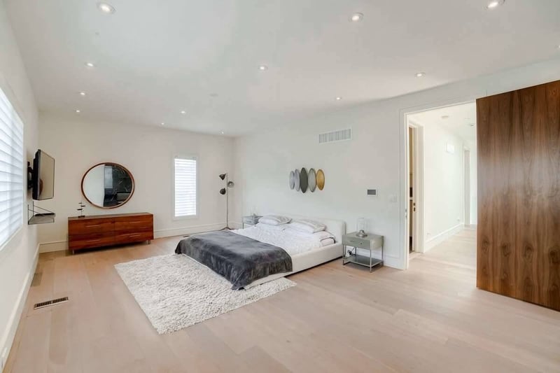 Luxury estate at 1487 Lakeshore Road West, Oakville, ON — photo 9