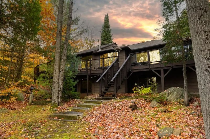 Luxury estate at N Menominee Lk Rd, Huntsville, ON — photo 1