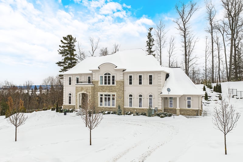 Luxury estate at 197 Nottingham Forest Road, Bradford West Gwillimbury, ON — photo 3