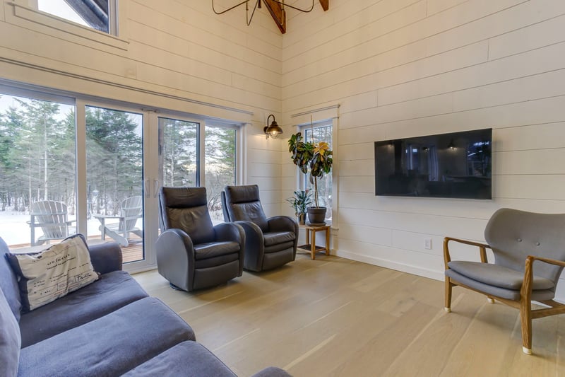 Luxury estate at 50 Chemin Lebel, Saint-Herménégilde, QC — photo 17