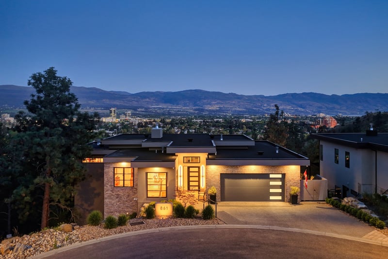 Luxury estate at 861 Boynton Place, Kelowna, BC — photo 2