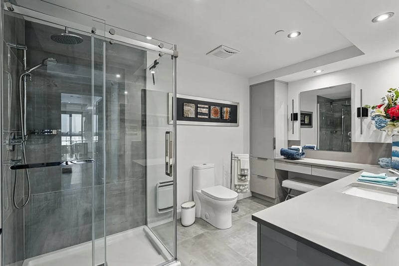 Luxury estate at 1400 Av. des Draveurs #1005, Trois-Rivieres, QC — photo 34