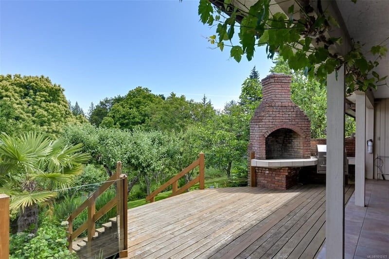 Luxury estate at 5489 Forest Hill Road, Victoria, BC — photo 11