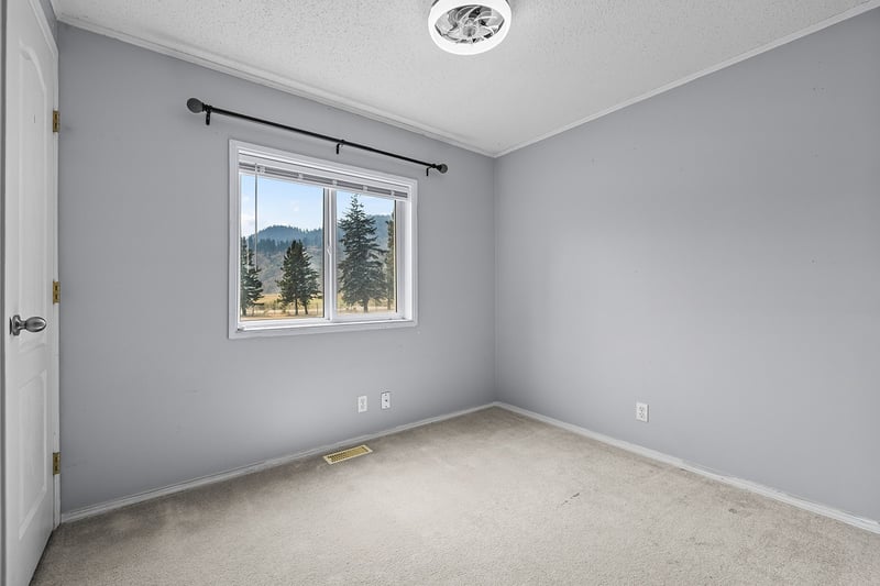 Luxury estate at 5090 Mackinnon Road, Peachland, BC — photo 14