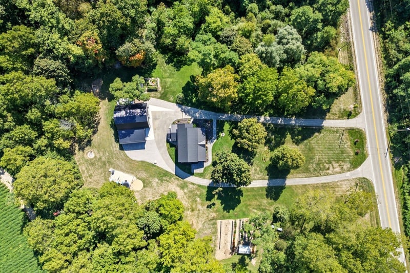 Luxury estate at 115 Lakeshore Road, Port Burwell, ON — photo 5