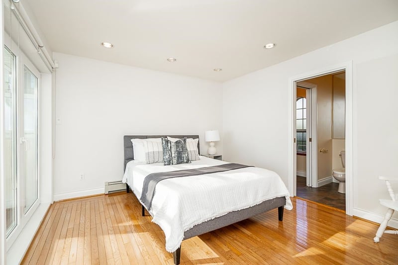 Luxury estate at 13158 13 Avenue, Surrey, BC — photo 16