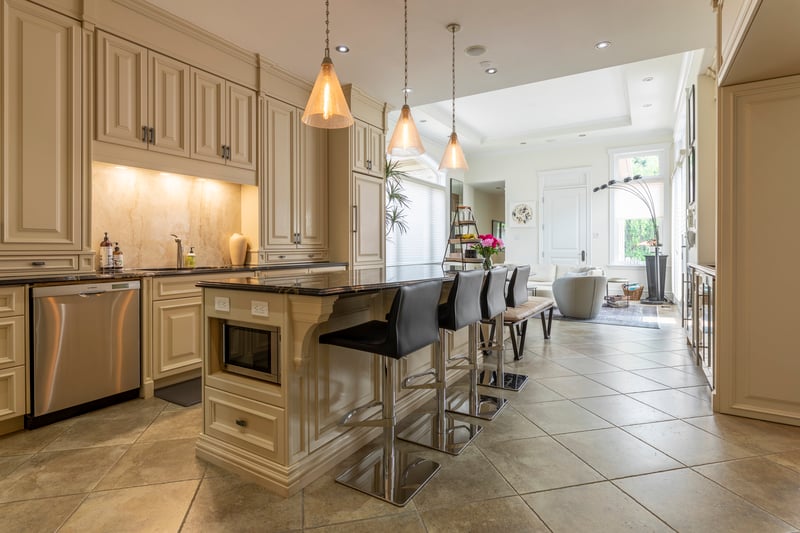 Luxury estate at 115 Rosemary Lane, Ancaster, ON — photo 14