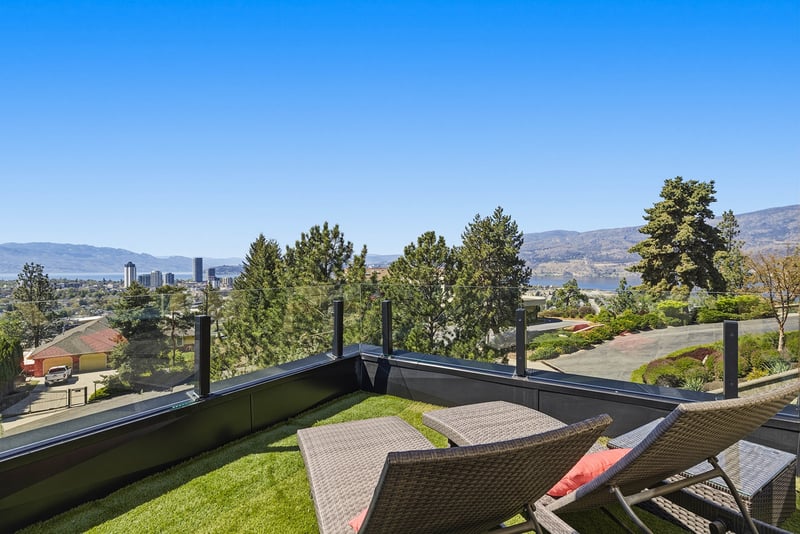 Luxury estate at 837 Mount Royal Drive, Kelowna, BC — photo 14