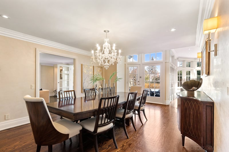Luxury estate at 27 Strathgowan Crescent, Toronto, ON — photo 6