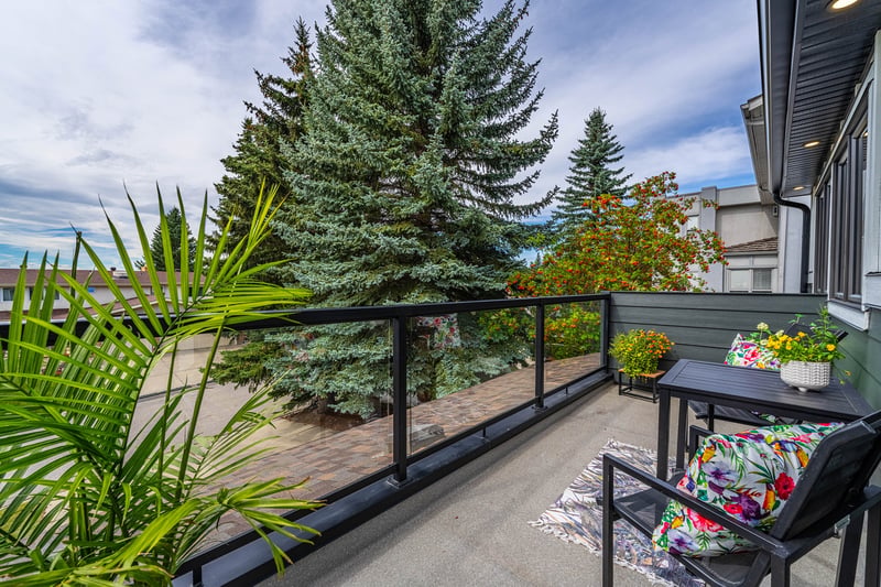 Luxury estate at 204 Pump Hill View SW, Calgary, AB — photo 36