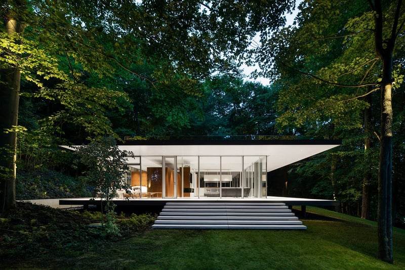 Luxury estate at Canada — photo 1
