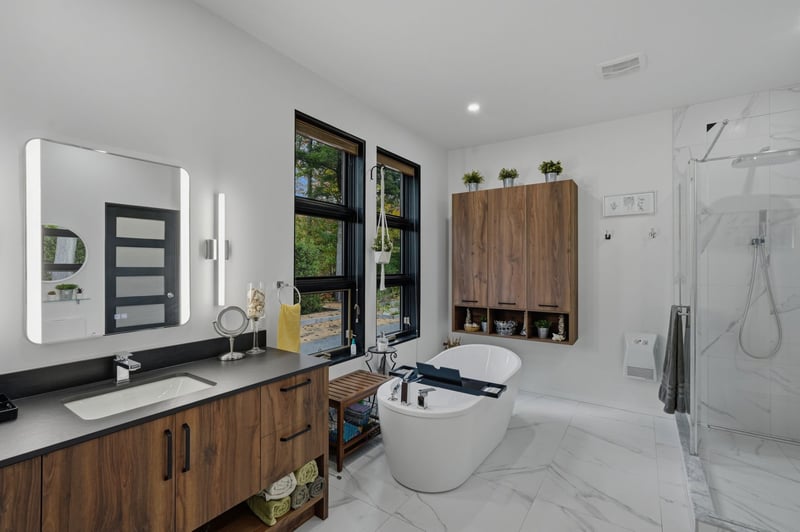 Luxury estate at 907 Rue des Lievres, Farnham, QC — photo 19