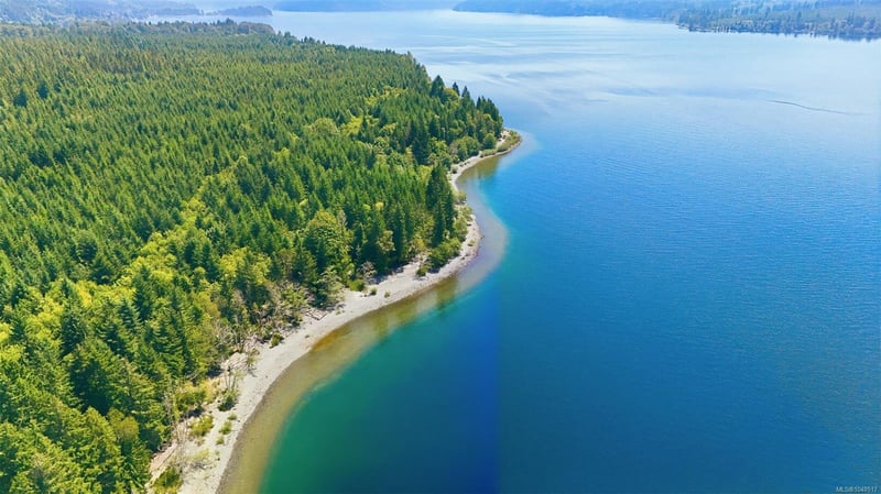 Luxury estate at 10780 North Shore Road, Youbou, BC — photo 17