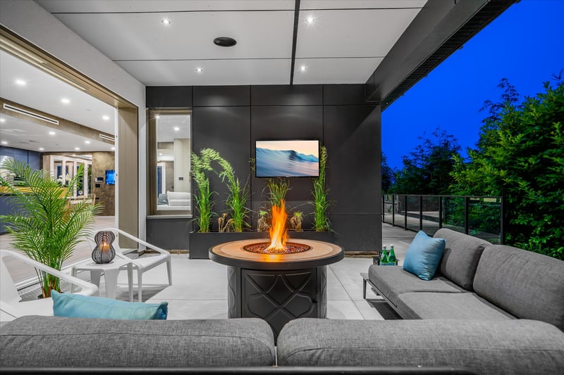 Luxury estate at 594 Craigmohr Drive, West Vancouver — photo 9