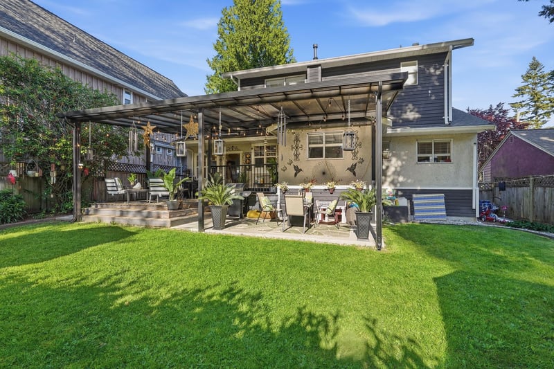 Luxury estate at 1425 129 Street, Surrey, BC — photo 17