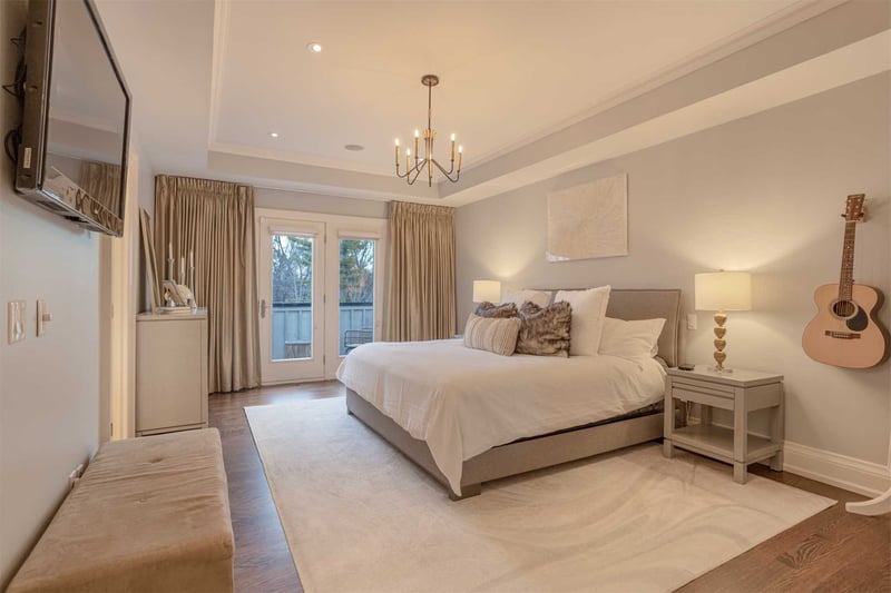 Luxury estate at 159 Jones Street, Oakville — photo 10