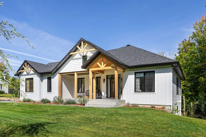 Luxury estate at 303 Rue Bergeron Est, Granby, QC — photo 35