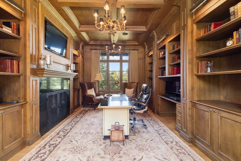 Luxury estate at 209 Pinnacle Ridge Place, Calgary, AB — photo 14