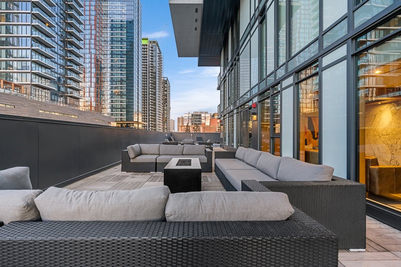 Luxury estate at 1010 6 Street Southwest unit 1202 — photo 36