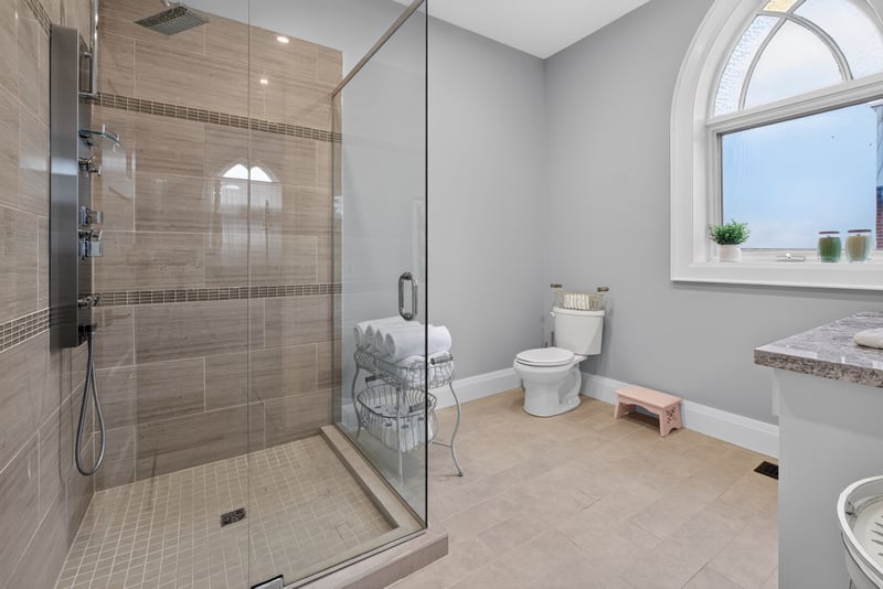 Luxury estate at 45 McMurray Street, Bracebridge, ON — photo 15