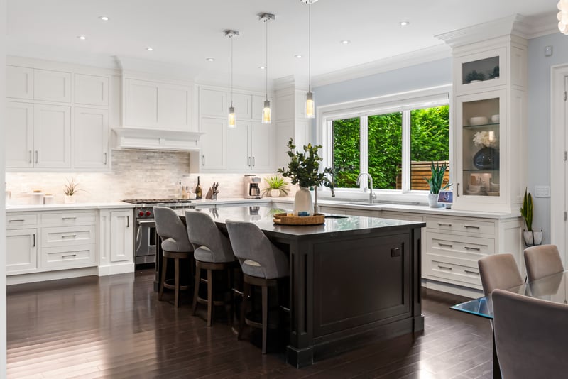Luxury estate at 363 Niar Avenue, Mississauga, ON — photo 13