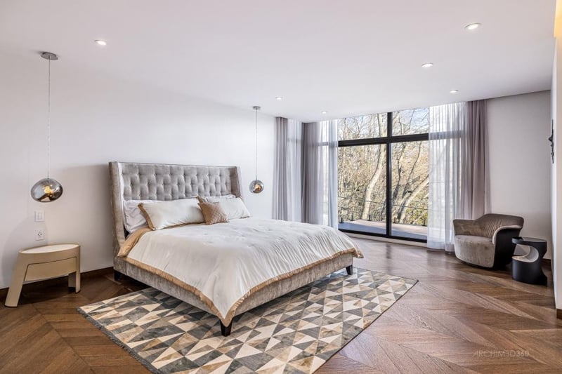Luxury estate at 45 Place Kathleen Laing, Dorval, QC — photo 14
