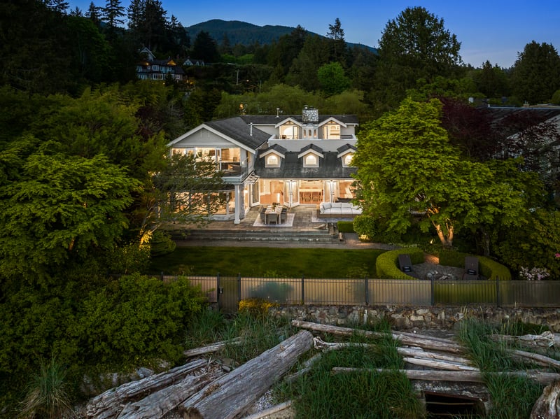 Luxury estate at West Vancouver, BC, BC — photo 12