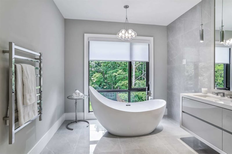 Luxury estate at 1433 Myron Drive, Mississauga — photo 13