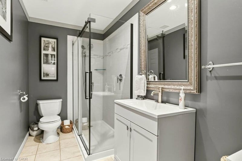 Luxury estate at 55 Chianti Crescent, Hamilton, ON — photo 30