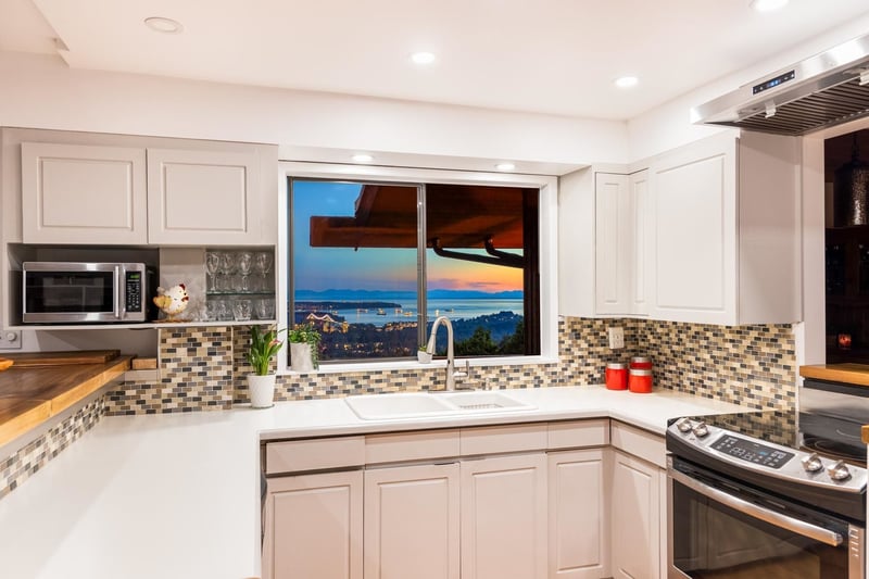Luxury estate at 187 Rondoval Crescent, North Vancouver, BC — photo 12