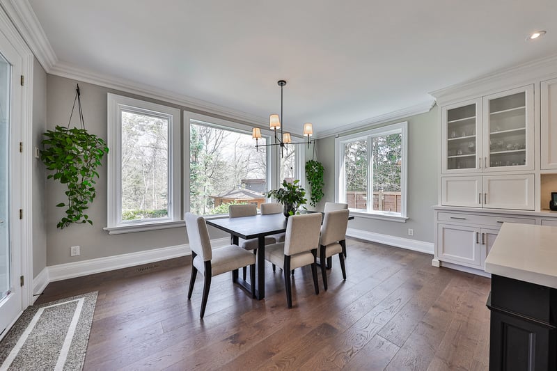 Luxury estate at 1257 Tecumseh Park Drive, Mississauga, ON — photo 9