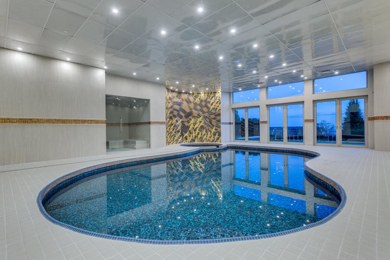Luxury estate at 1175 Eyremount Drive, West Vancouver, BC — photo 11