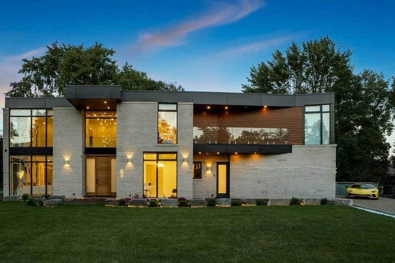 Luxury estate at 560 Shenandoah Drive N, Mississauga — photo 1
