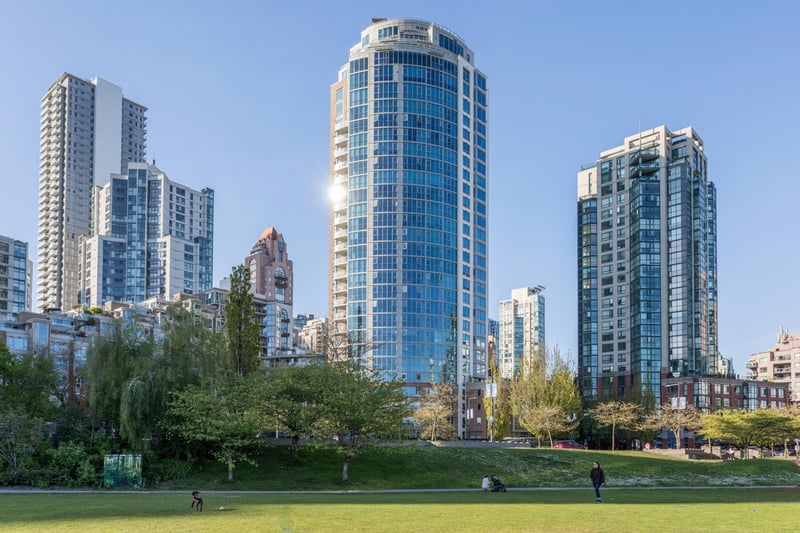 Luxury estate at 203 - 388 Drake Street, Vancouver, BC — photo 22