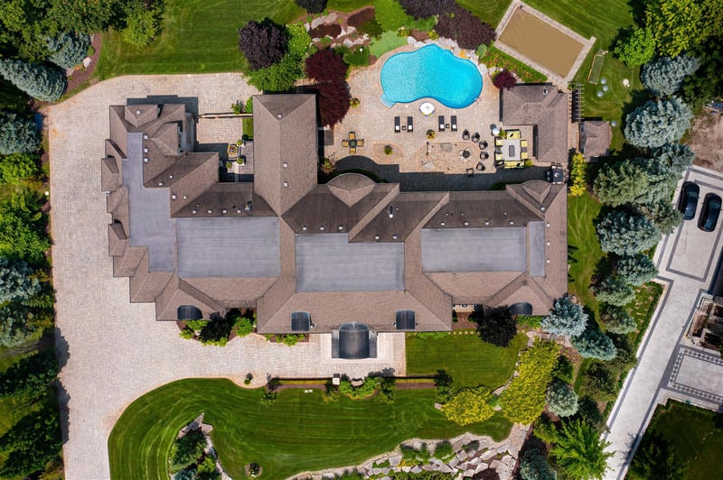 Luxury estate at 95 Eden Vale Dr, King City, ON — photo 5