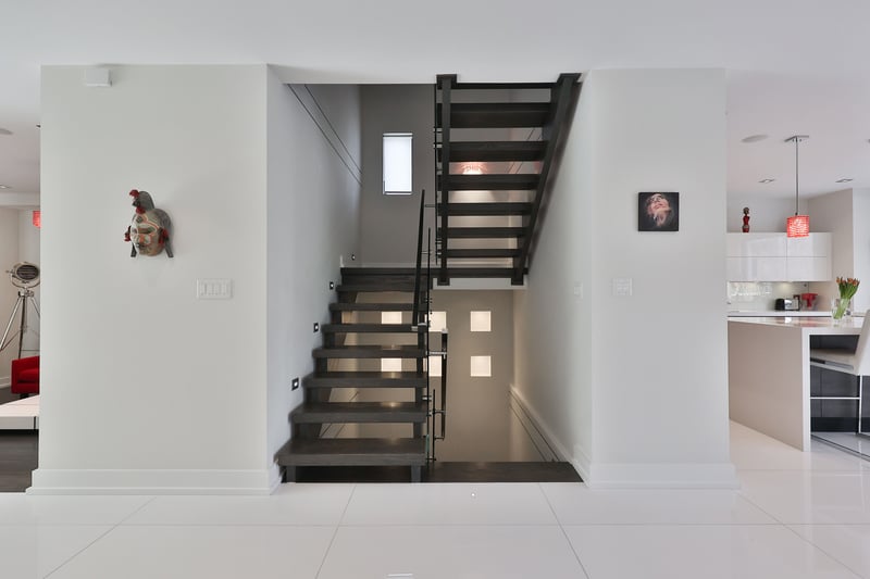 Luxury estate at 647 Montbeck Crescent, Mississauga, ON — photo 16