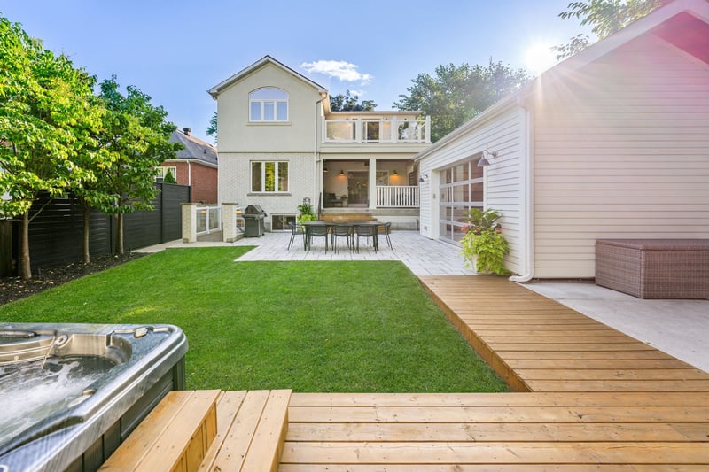 Luxury estate at 505 Burlington Avenue, Burlington, ON — photo 31