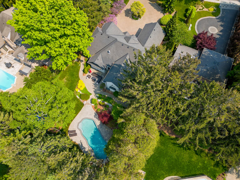 Luxury estate at 4169 Lakeshore Road, Burlington, ON — photo 35
