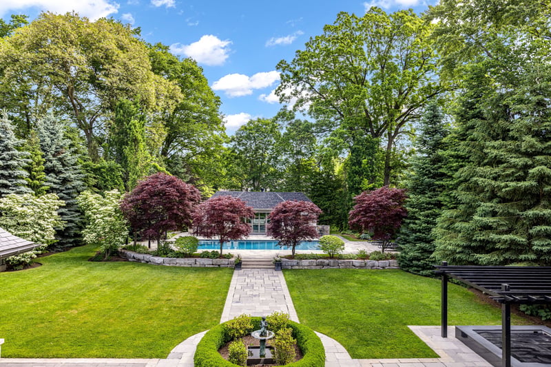Luxury estate at 113 Maple Grove Drive, Oakville, ON — photo 19