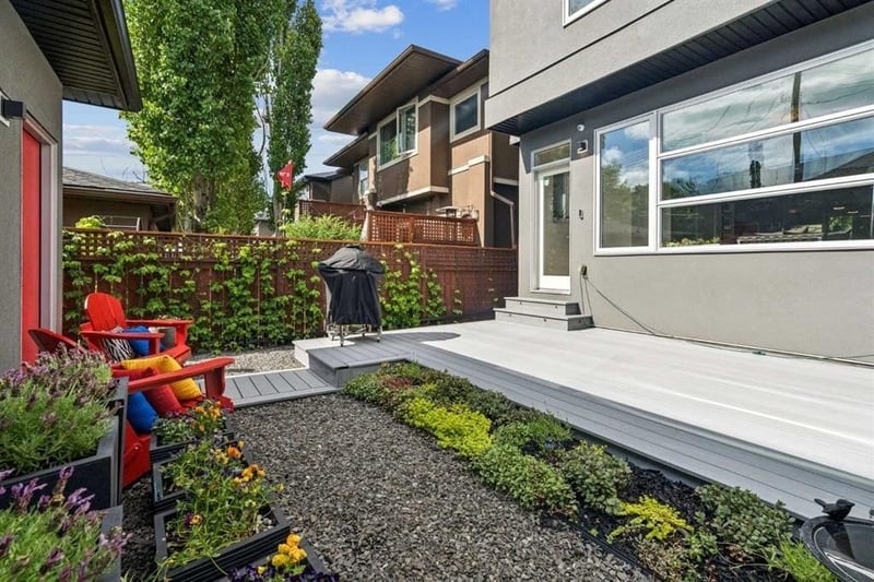 Luxury estate at 2026 32 Street Southwest, Calgary, AB — photo 17