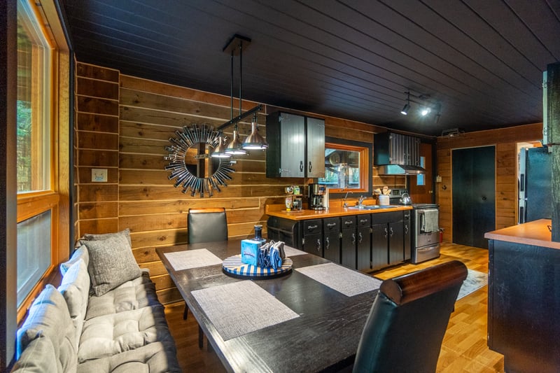 Luxury estate at 1374 Purbrook Road, Bracebridge, ON — photo 9