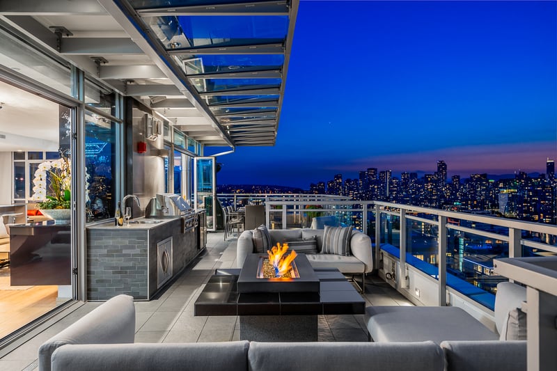 Luxury estate at 1775 Quebec Street #2501, Vancouver, BC — photo 3
