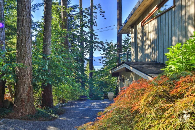 Luxury estate at 170 Highview Place, Lions Bay, BC — photo 28