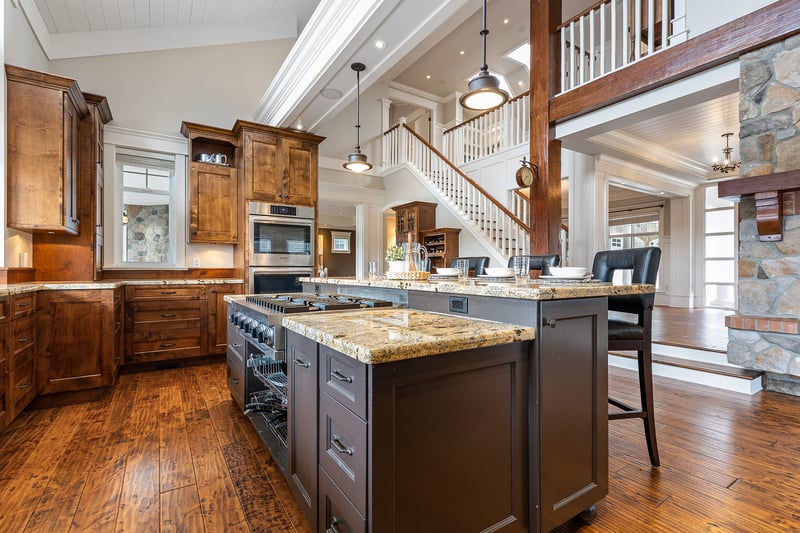Luxury estate at 5733 182 Street, Surrey, BC — photo 18