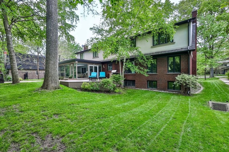 Luxury estate at 208 Mineola Road West, Mississauga, ON — photo 23